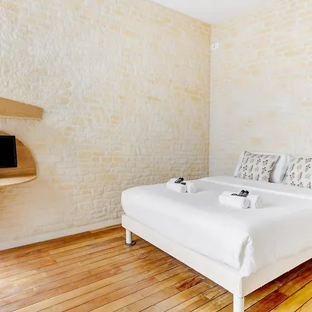 D'exception A Deux Pas Du Jardin Du Luxembourg Appartement