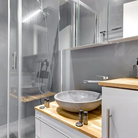 Appartement D'exception A Deux Pas Du Jardin Du Luxembourg Paris